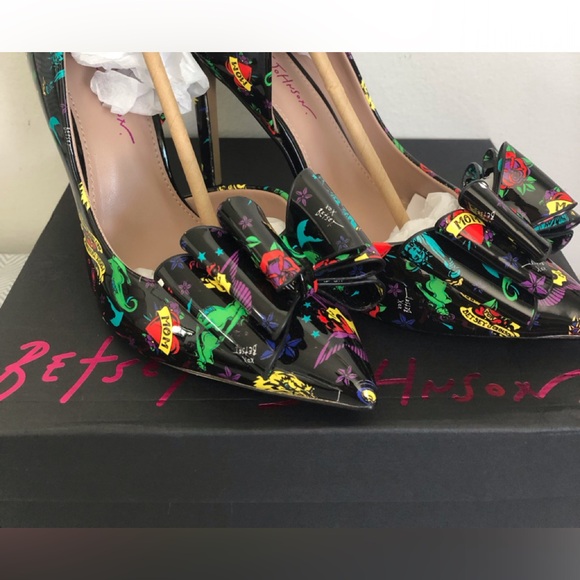 Betsey Johnson 80th Birthday Prince Tattoo Heels Size 8 - Picture 3 of 7